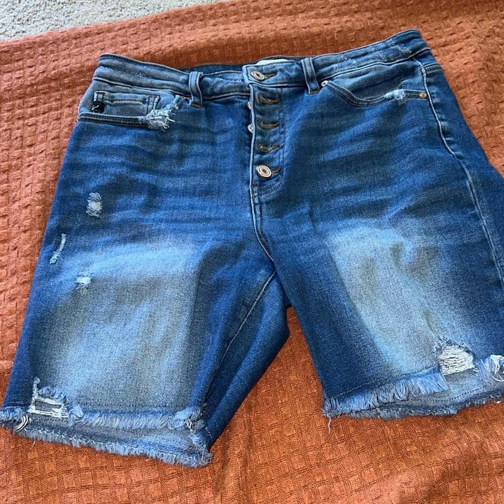 Kancan Bermuda shorts in good used condition